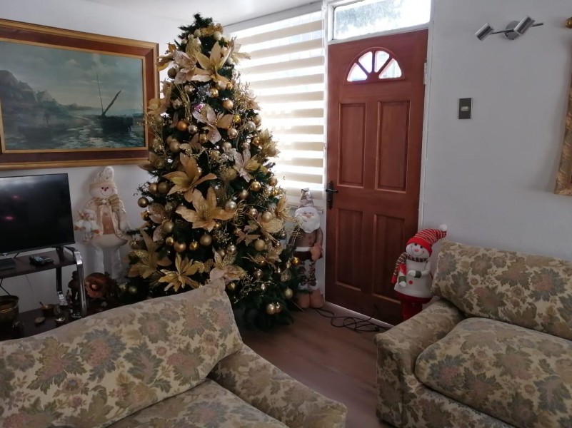 Oportunidad Casa en Condominio Recién Remodelada