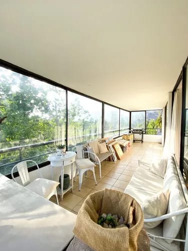 Amplio Departamento Con Vista Despejada