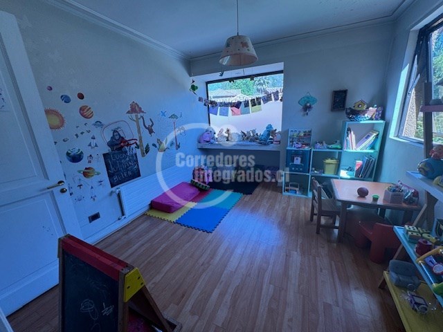 Casa en Venta de 7 Dorm. en las Condes