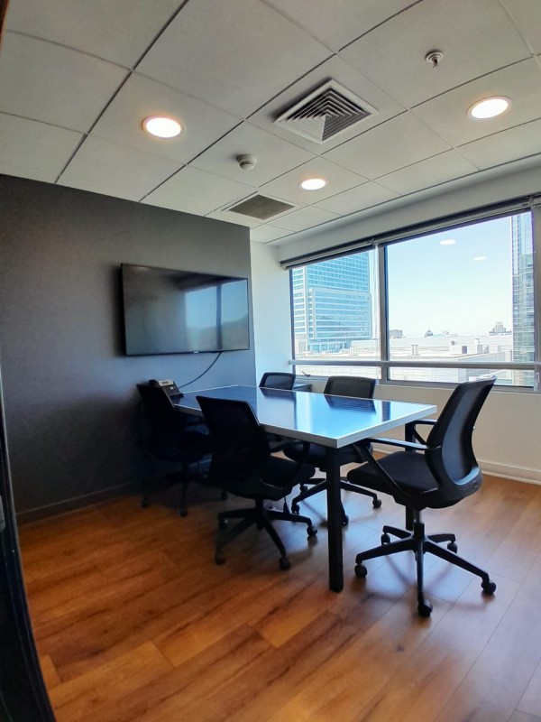 Arrienda Oficina en Edificio World Trade Center, las Condes