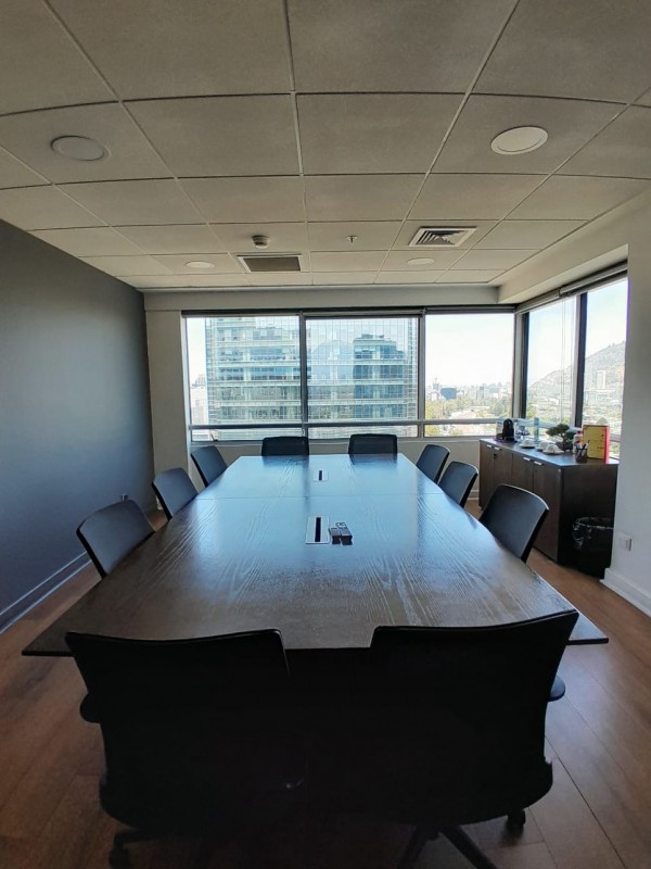 Arrienda Oficina en Edificio World Trade Center, las Condes