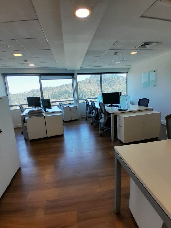 Arrienda Oficina en Edificio World Trade Center, las Condes