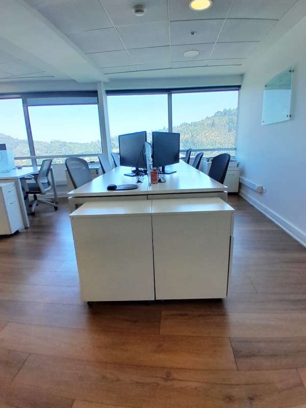 Arrienda Oficina en Edificio World Trade Center, las Condes
