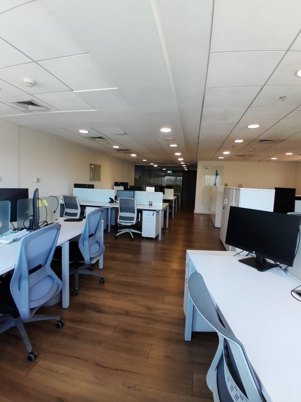 Arrienda Oficina en Edificio World Trade Center, las Condes