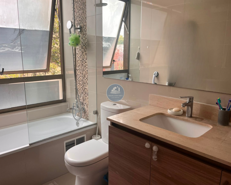 Vende Dpto 3D 3B 142 Mts2, las Condes