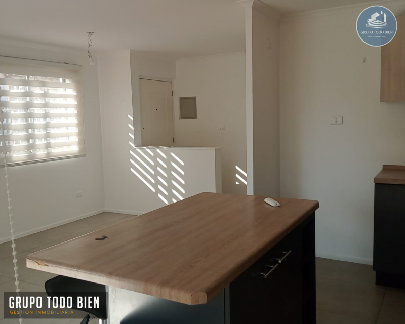 Arriendo Casa Aislada 3D 3B, Estac. Condominio