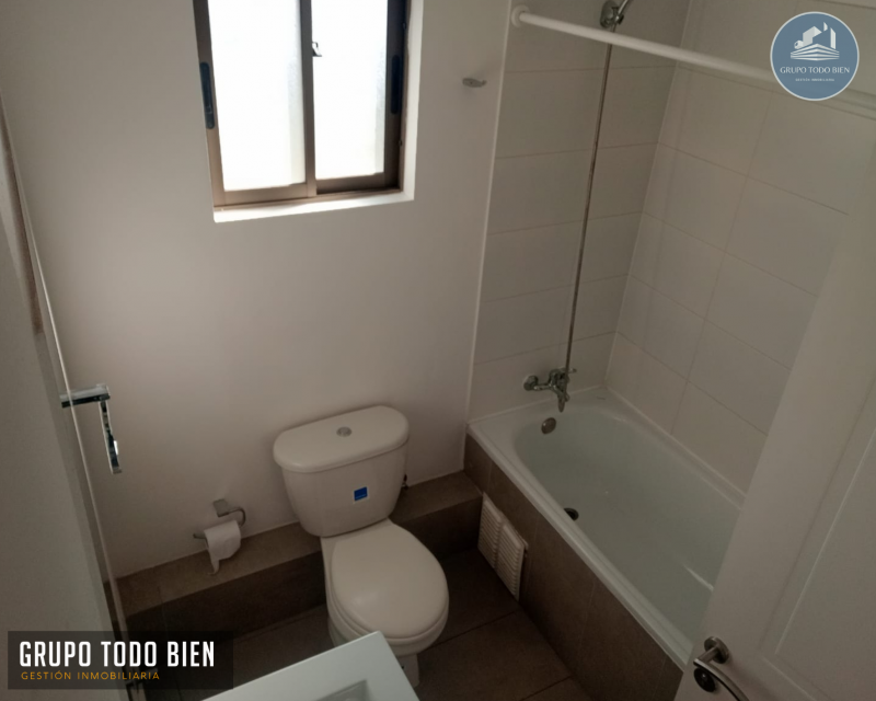 Arriendo Casa Aislada 3D 3B, Estac. Condominio