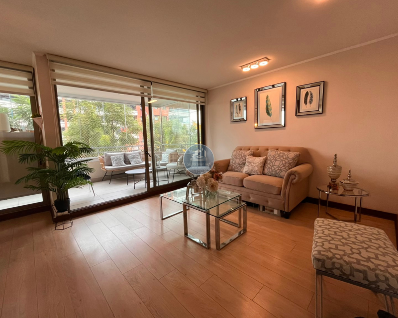 Vende Dpto 3D 3B 142 Mts2, las Condes