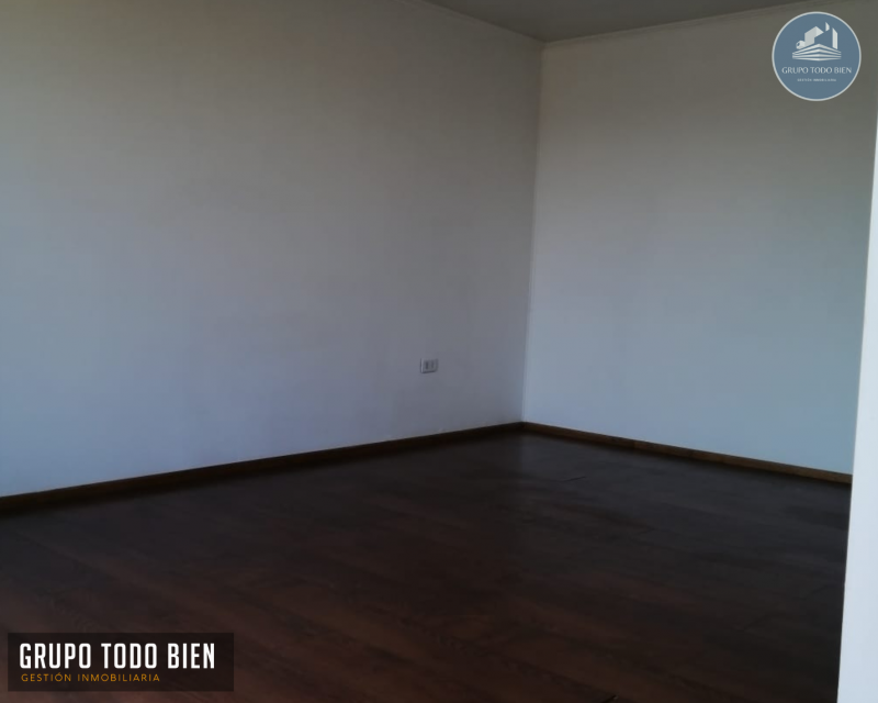 Venta Casa Familiar de 2 Pisos – 142 M² .villa los Héroes,