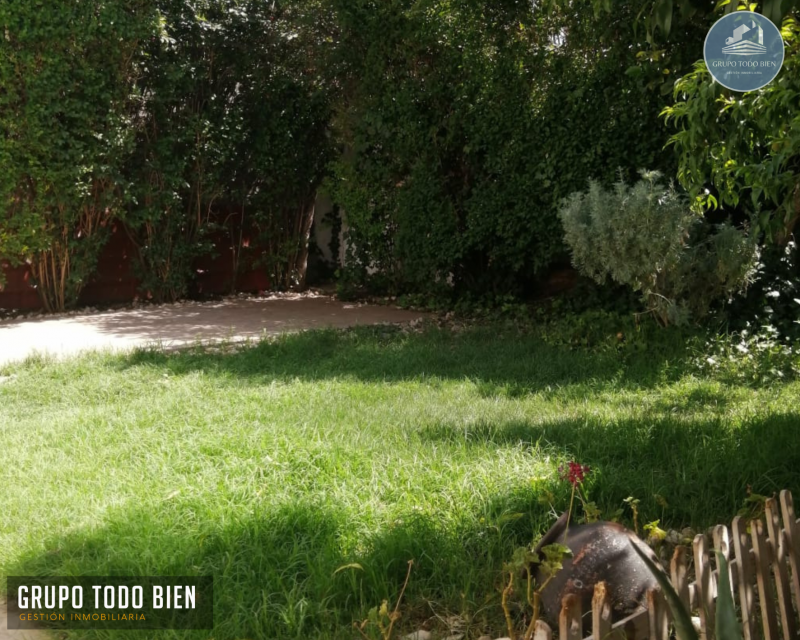 Venta Casa Familiar de 2 Pisos – 142 M² .villa los Héroes,
