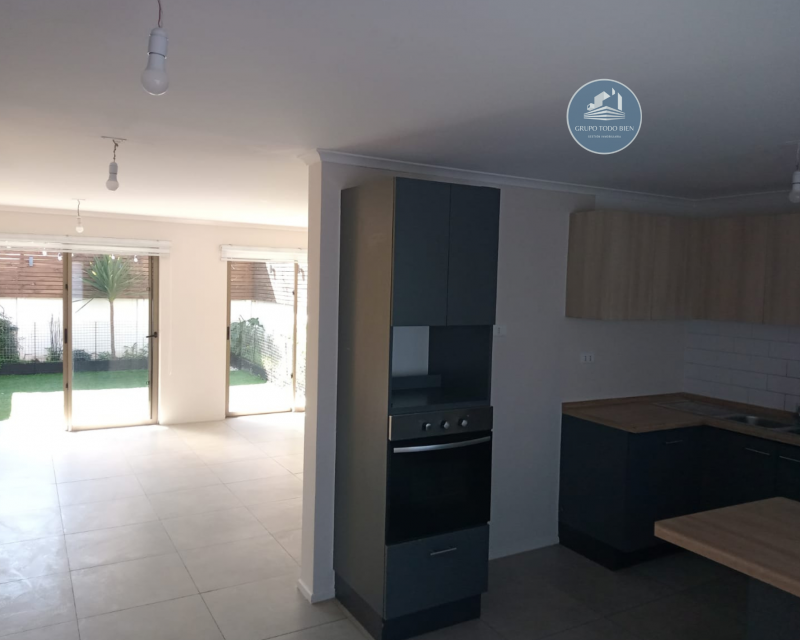 Arriendo Casa 3D3B Condominio ,padre Hurtado