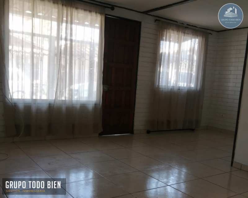 Venta Casa Familiar de 2 Pisos – 142 M² .villa los Héroes,