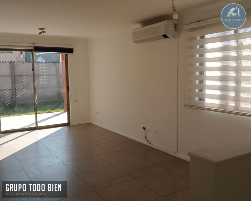 Arriendo Casa Aislada 3D 3B, Estac. Condominio