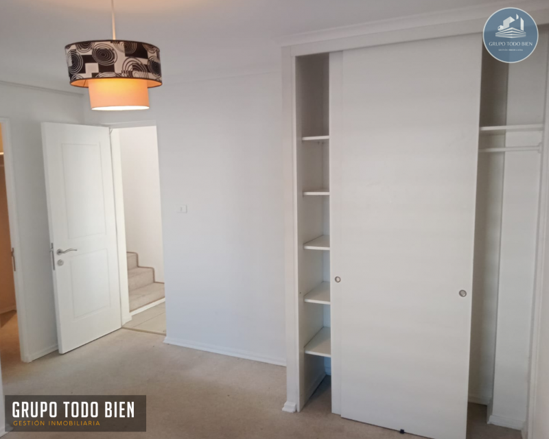 Arriendo Casa Aislada 3D 3B, Estac. Condominio