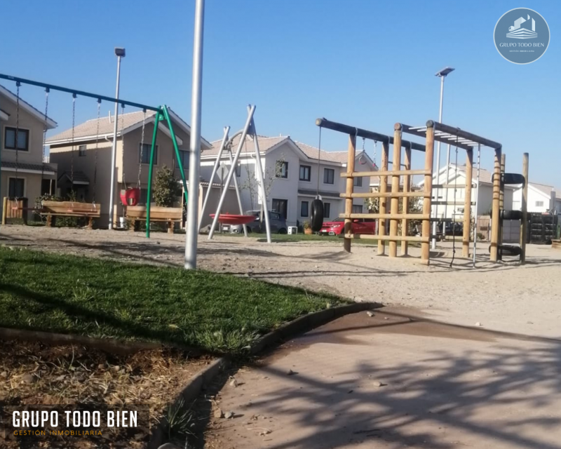 Vive Donde Tu Familia Merece Crecer.padre Hurtado