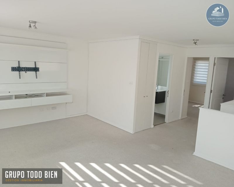 Arriendo Casa Aislada 3D 3B, Estac. Condominio