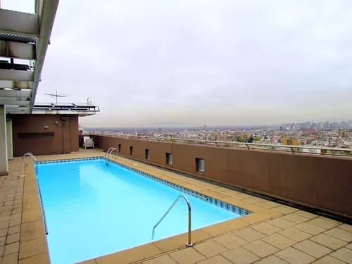 Depto en Venta de 2 Dorm en Metro Santa Ana