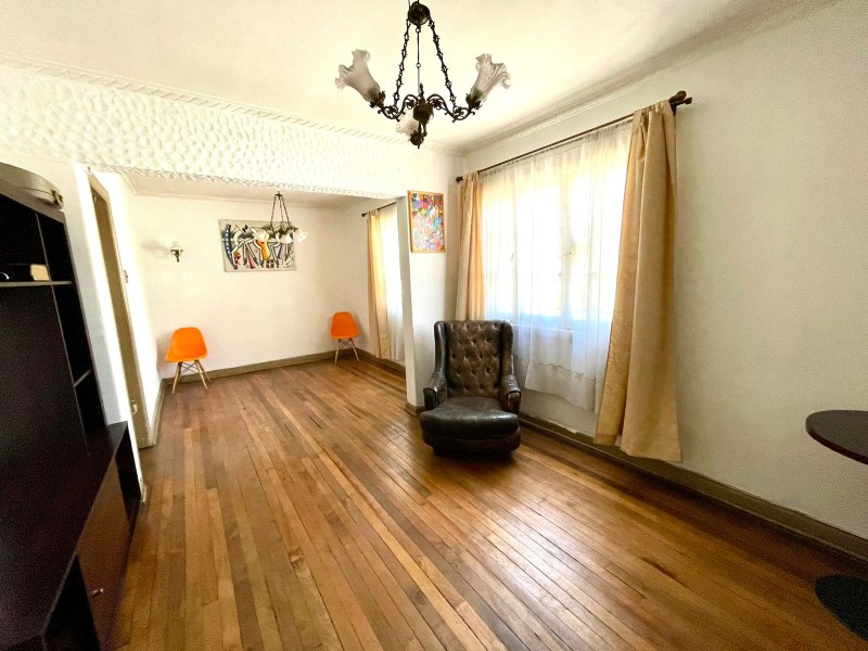 Hermosa Casa Con Gran Terreno en Independencia