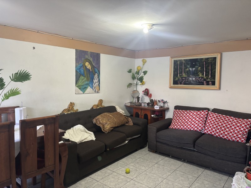 Venta de Propiedad Con 2 Casas Independientes