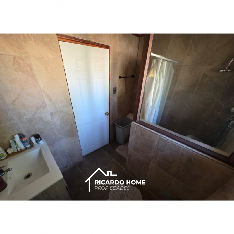 Se Vende Expectacular Parcela Con Casa y Galpón