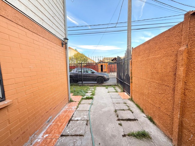 Hermosa Casa Con Piscina en San Jose de la Florida Talca