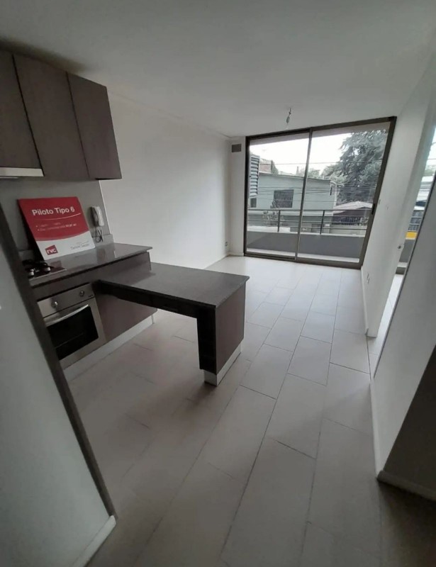 Arriendo Departamento en Estación Central - Metro Ecuador