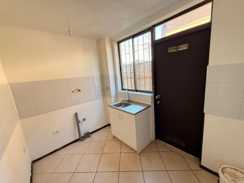 Arrendamos Espaciosa Casa Esquina en Villa Bicentenario