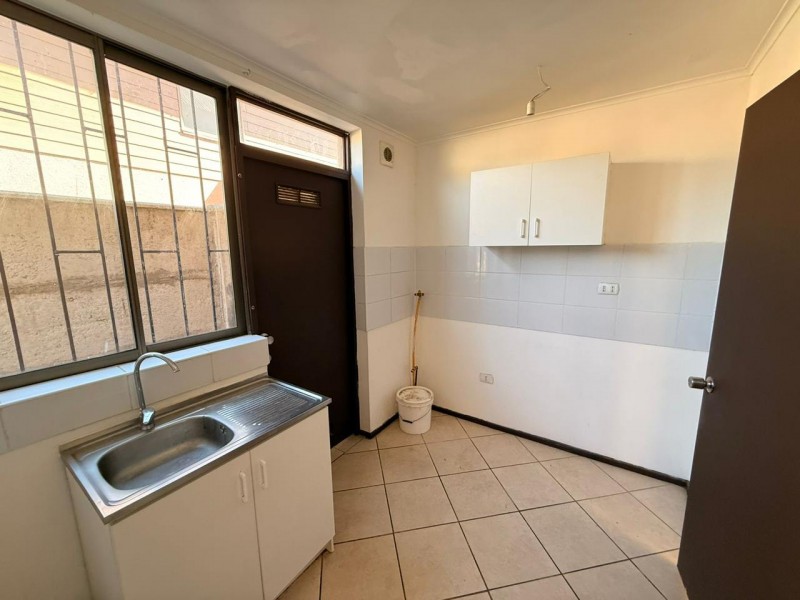 Arrendamos Espaciosa Casa Esquina en Villa Bicentenario