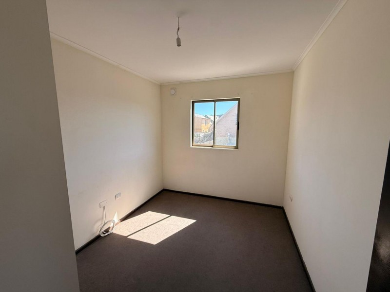 Arrendamos Espaciosa Casa Esquina en Villa Bicentenario