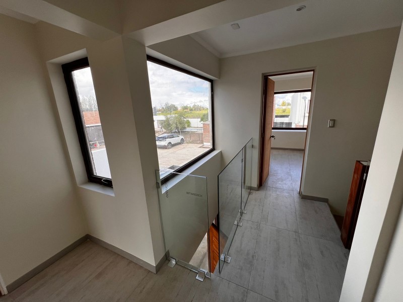 Arrendamos Moderna Casa en las Rastras - Camino Al Cerro