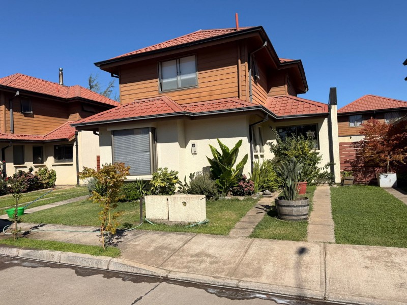 Vendemos Hermosa Casa en Condominio los Sarmientos