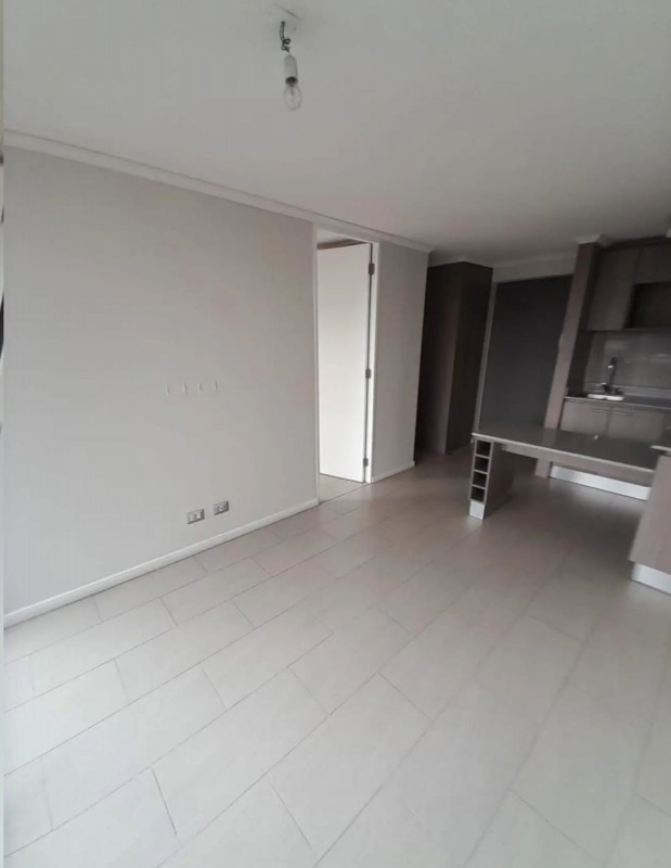 Arriendo Departamento en Estación Central - Metro Ecuador