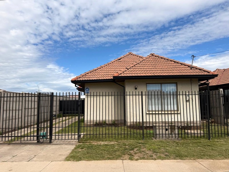 Vendemos Acogedora Casa en Parque San Valentín - las Rastras