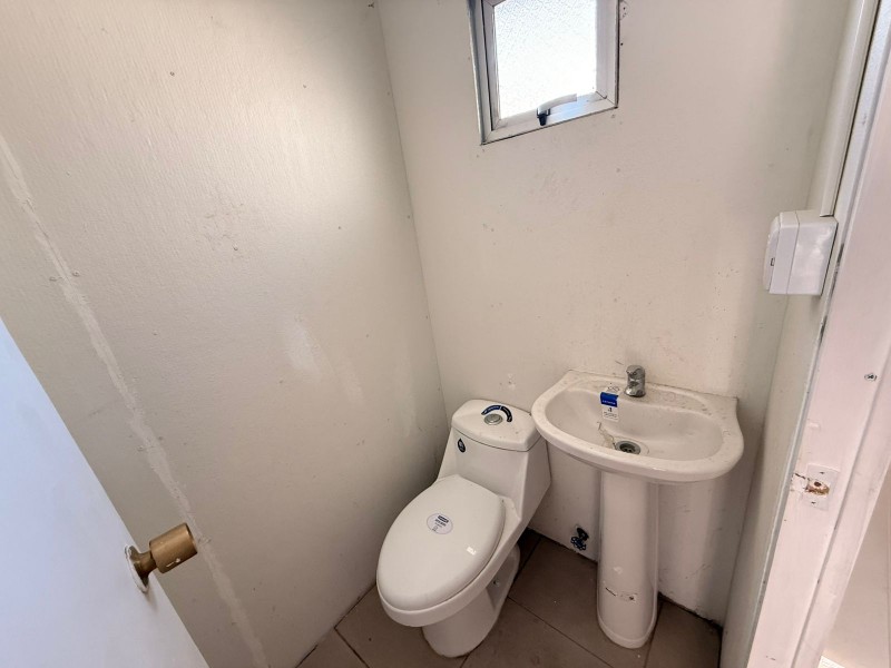 Arrendamos Local Comercial en Avda 5 Poniente Talca
