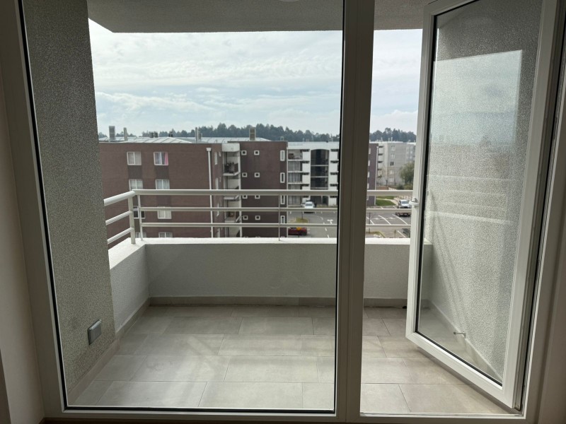 Arrendamos Moderno Departamento Amoblado en Altos de Lircay