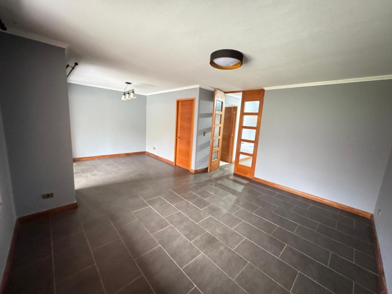 Vendemos Hermosa Casa en Condominio Huertos de Buin-Oriente