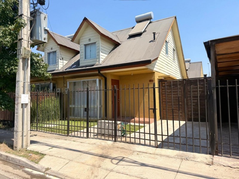 Arrendamos Hermosa Casa Frente A Utal - Villa Doña Josefa