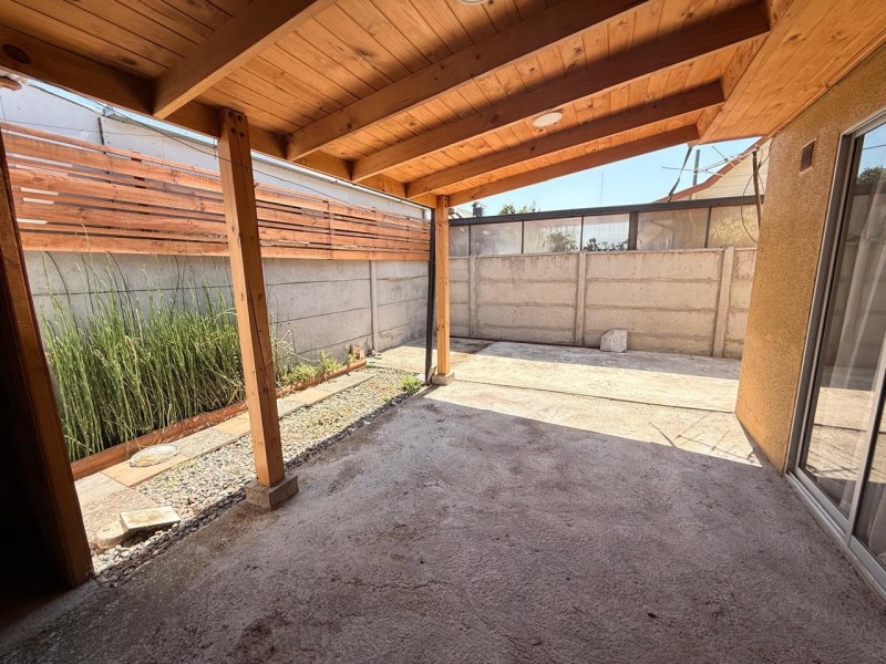 Arrendamos Hermosa Casa Frente A Utal - Villa Doña Josefa