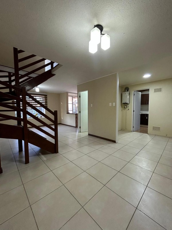 Vendemos Casa Esquina en Villa Flores del Pucará - Surpte
