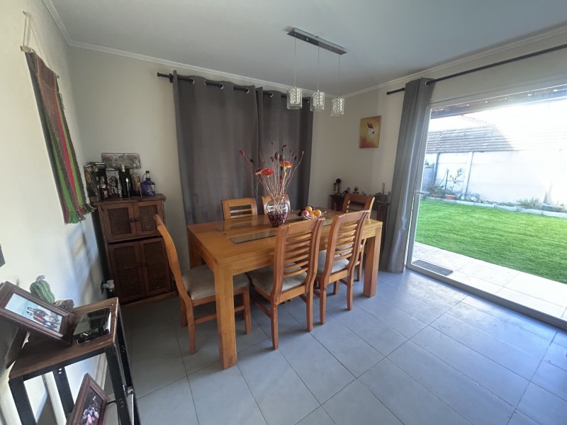Hermosa Casa Aislada en los Parronales
