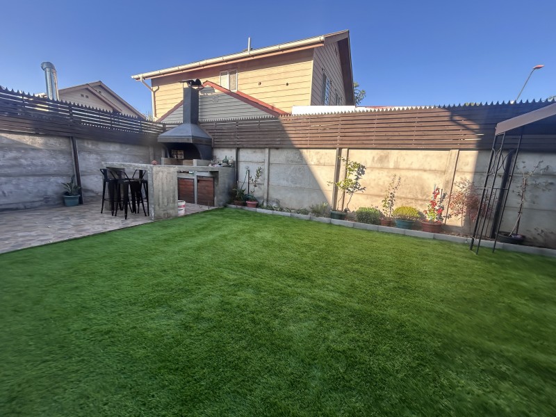 Hermosa Casa Aislada en los Parronales