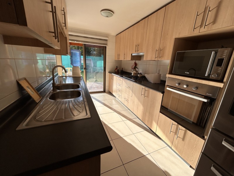 Casa en Arriendo en Valle Araucarias Linderos Buin