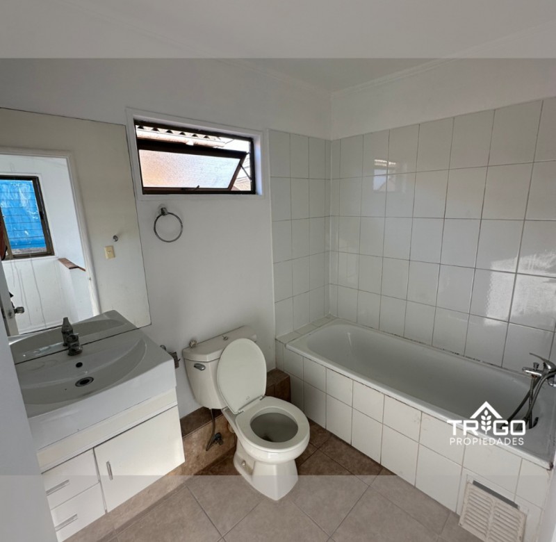 Arriendo Villa Alegre