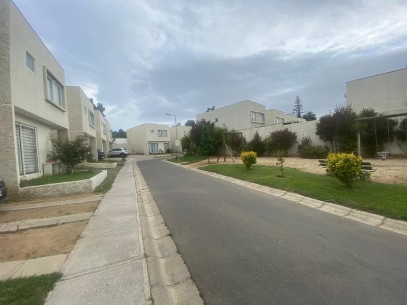 Arriendo Condominio el Retiro, 3 Habitaciones
