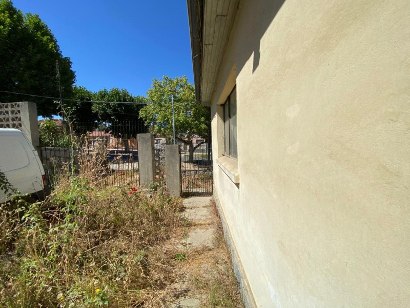 Excelente Ubicación, Vende Terreno, 2 Casas, Regularizadas