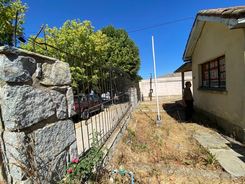 Excelente Ubicación, Vende Terreno, 2 Casas, Regularizadas