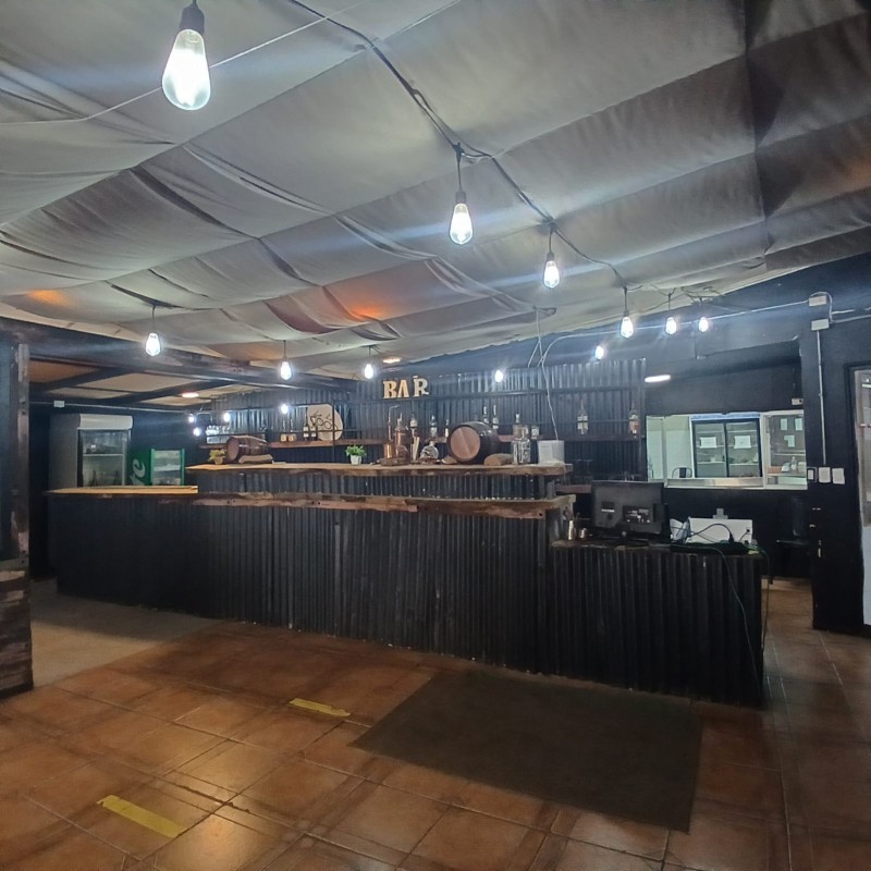 Restaurant, Centro de Eventos Listo para Operar