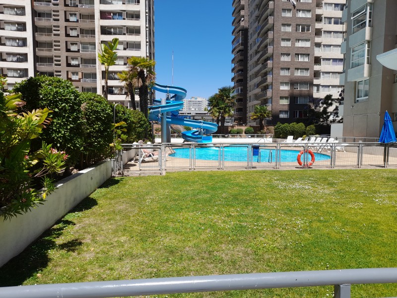 Soleado y Cómodo Departamento Central en Viña