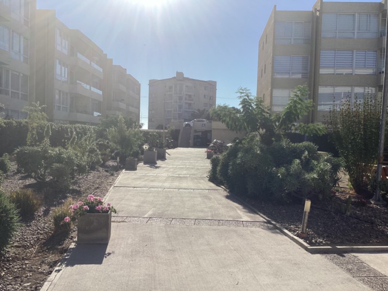 Vive A Pasos de la Playa en la Serena- Venta Departamento