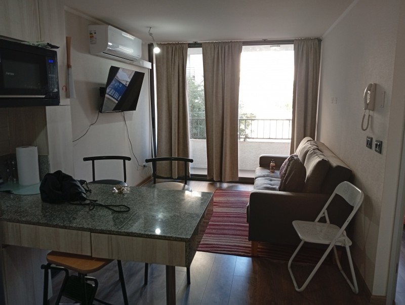 Arriendo Depto 2 D-2 B-1E Cerca Metro en Santiago Centro